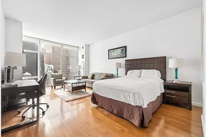 1600 Broadway #19F, New York, NY 10019 - Photo 1
