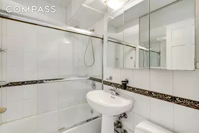 357 E 57th Street #5D, New York City, NY 10022 - Photo 13