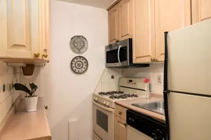 357 E 57th St, New York City, NY 10022 - Photo 5