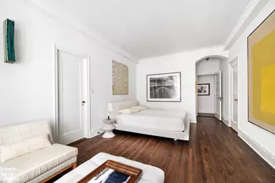 146 Central Park W #11F, New York City, NY 10023 - Photo 15