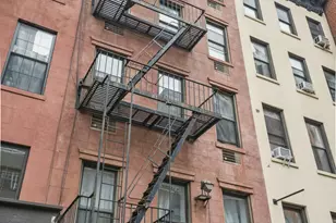 357 E 50th St, New York City, NY 10022 - Photo 7