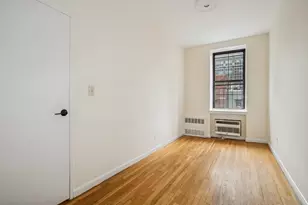 357 E 50th St, New York City, NY 10022 - Photo 5