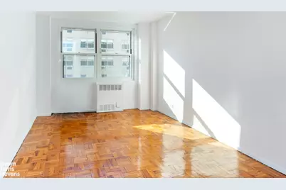 315 E 70th Street #8G, New York, NY 10021 - Photo 9