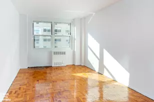 315 E 70th St, New York City, NY 10021 - Photo 9