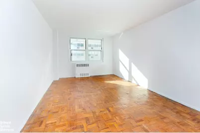 315 E 70th Street #8G, New York, NY 10021 - Photo 7