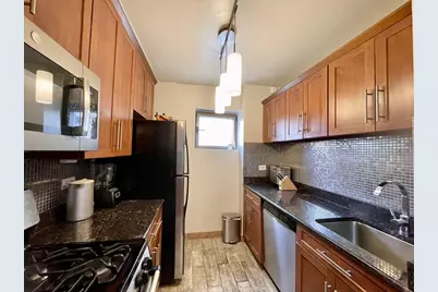 2 S End Avenue #8-I, New York City, NY 10280 - Photo 5