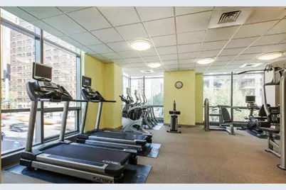 300 E 79th Street #5C, New York City, NY 10075 - Photo 11