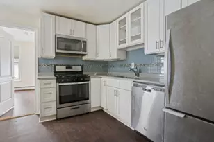 596 Eastern Pkwy, New York City, NY 11225 - Photo 5