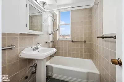 5730 Mosholu Avenue #5F, New York City, NY 10471 - Photo 13