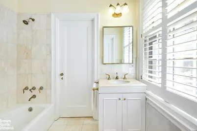 580 Park Avenue #2A, New York City, NY 10065 - Photo 9