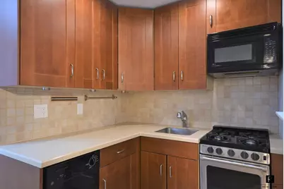 207 E 21st Street #6-C, New York City, NY 10010 - Photo 3