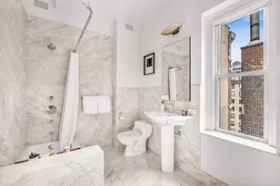 1049 Park Ave, New York City, NY 10028 - Photo 17