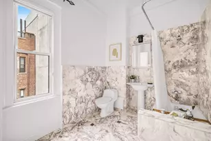 1049 Park Ave, New York City, NY 10028 - Photo 19