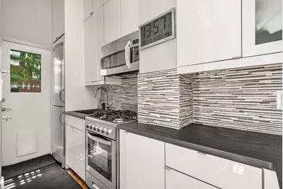 424 E 77th Street #1D, New York, NY 10075 - Photo 5