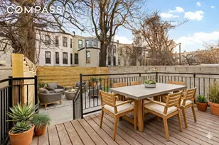 966 St Johns Pl, New York City, NY 11213 - Photo 17