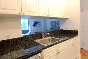 400 E 90th St, New York City, NY 10128 - Photo 3