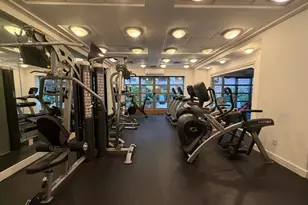 400 E 90th St, New York City, NY 10128 - Photo 9