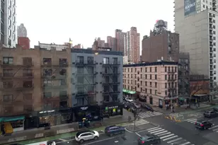 400 E 90th St, New York City, NY 10128 - Photo 5