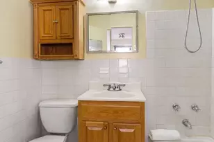 39-60 54th St, New York City, NY 11377 - Photo 3