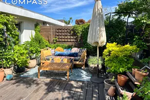 214 E 9th St, New York City, NY 10003 - Photo 13