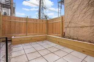 408 E 29th St, New York City, NY 11226 - Photo 3