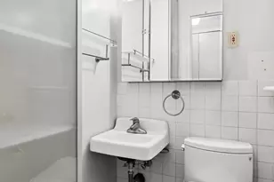 609 Columbus Ave, New York, NY 10024 - Photo 7