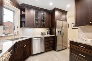 69 Pineapple St, Brooklyn, NY 11201 - Photo 5