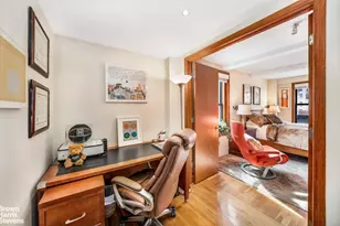 319 E 50th St, New York City, NY 10022 - Photo 5