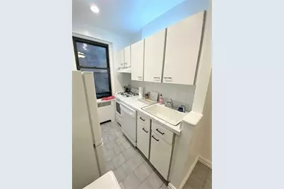 340 E 66th Street #2C, New York, NY 10065 - Photo 7