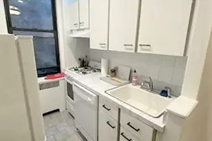 340 E 66th St, New York, NY 10065 - Photo 7