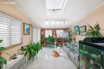 2044 W 8th Street, Brooklyn, NY 11223 - Photo 5