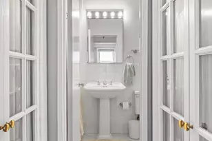 123 E 75th St, New York, NY 10021 - Photo 5