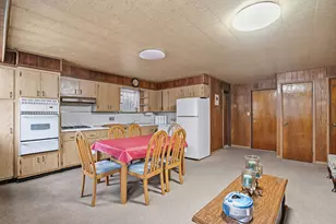 61-82 56th St, Maspeth, NY 11378 - Photo 7