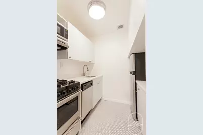 43 W 16th Street #8F, New York City, NY 10011 - Photo 3