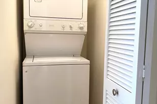 308 E 38th St, New York, NY 10016 - Photo 5