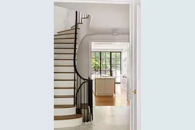 354 W 20th Street, New York, NY 10011 - Photo 5