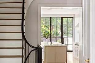 354 W 20th St, New York, NY 10011 - Photo 5