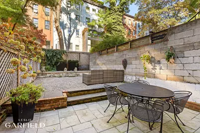 485 W 22nd Street, New York, NY 10011 - Photo 39