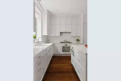 362 W 19th Street, New York, NY 10011 - Photo 5