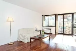 330 E 75th St, New York City, NY 10021 - Photo 1