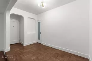 225 E 74th St, New York City, NY 10021 - Photo 11