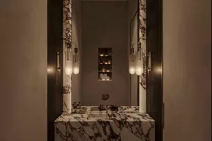 105 E 64th St, New York, NY 10065 - Photo 17