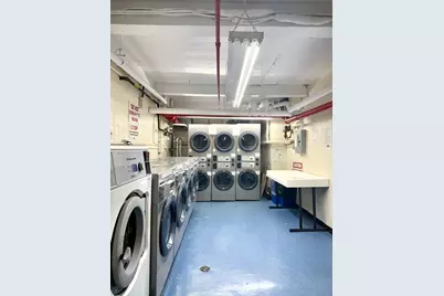 241 E 76th Street #5-J, New York City, NY 10021 - Photo 11
