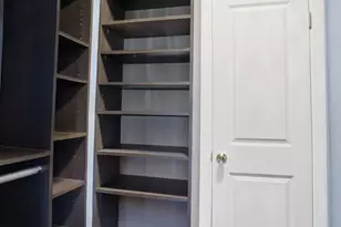 345 E 81st St, New York, NY 10028 - Photo 9