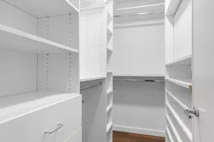 165 W 20th St, New York, NY 10011 - Photo 5