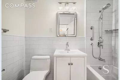 301 E 62nd Street #5E, New York City, NY 10065 - Photo 5