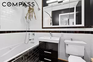 635 W 42nd St, New York City, NY 10036 - Photo 11
