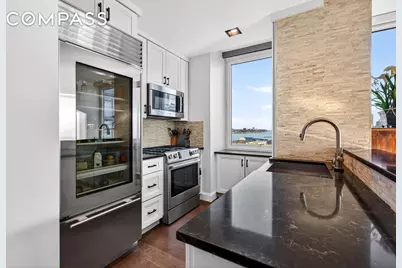 635 W 42nd Street #23E, New York City, NY 10036 - Photo 5