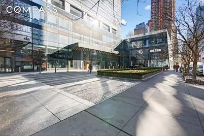 635 W 42nd Street #23E, New York City, NY 10036 - Photo 17