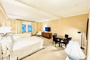 111 E 56th St, New York City, NY 10022 - Photo 1